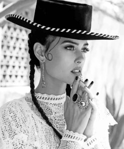 Black And White Mexican Girl paint by numbers